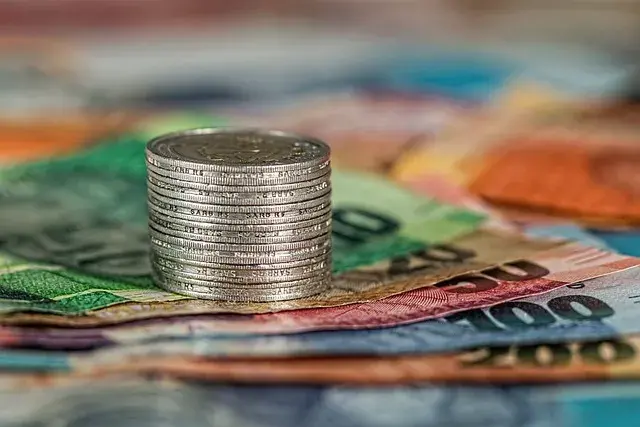 Monedas y billetes en euros